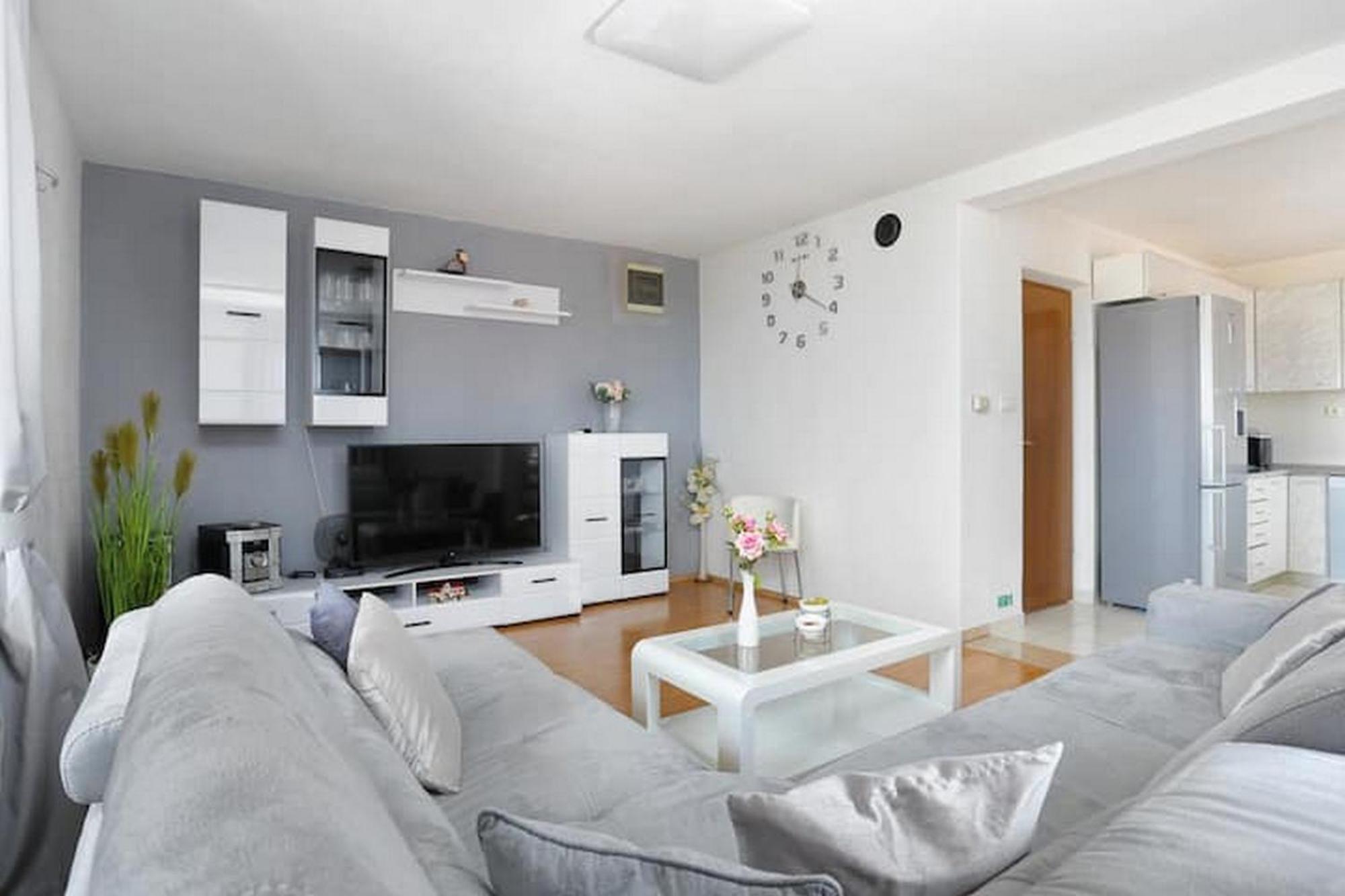 Holiday Home Mons Aureus Gornje Sitno Bagian luar foto